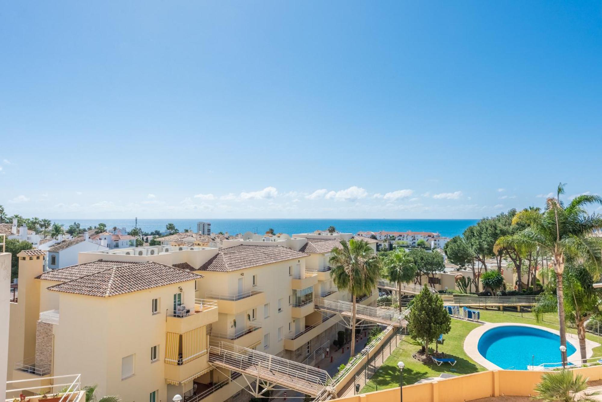 And Sea View In Riviera Del Sol